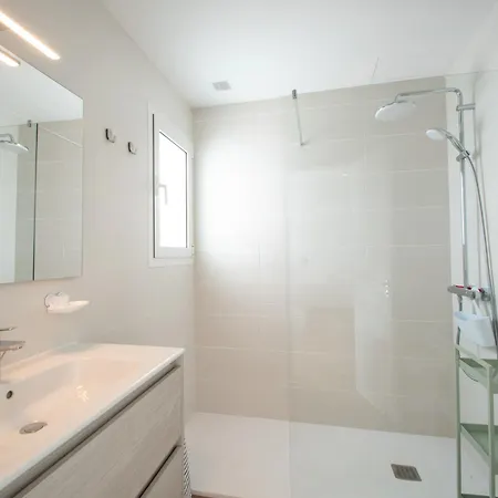 Serena 38 - Heated Pool, Sea Views, Ac, High Speed Internet *