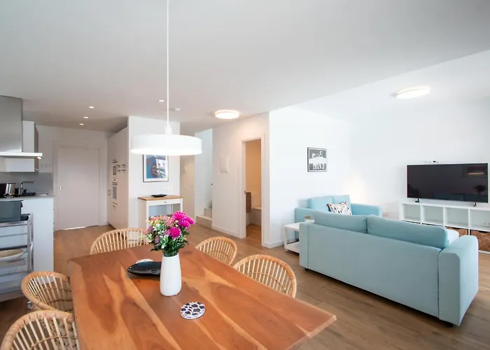 Serena 38 - Heated Pool, Sea Views, Ac, High Speed Internet * Playa Blanca (Lanzarote)