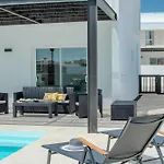 Serena 38 - Heated Pool, Sea Views, Ac, High Speed Internet * بلايا بلانكا