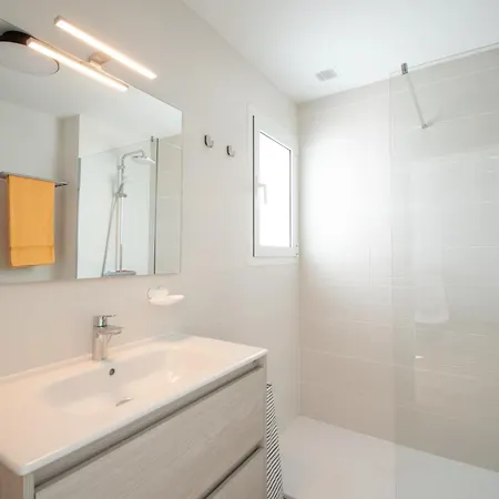 Serena 38 - Heated Pool, Sea Views, Ac, High Speed Internet Villa