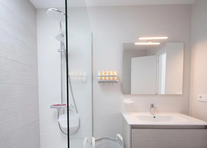 Villa Serena 38 - Heated Pool, Sea Views, Ac, High Speed Internet *